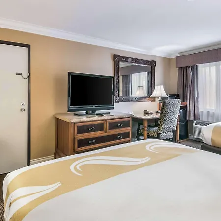 Quality Inn & Suites Atlanta Airport South-2