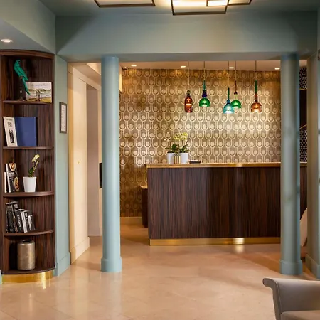 Hotel Aiglon-2