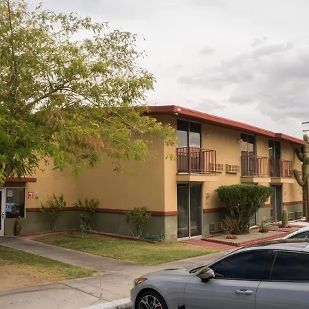 California Inn Barstow-3