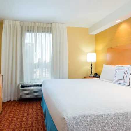 Fairfield Inn & Suites Louisville Downtown-3