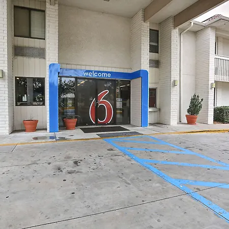 Motel 6-Addison, Tx - Dallas-3