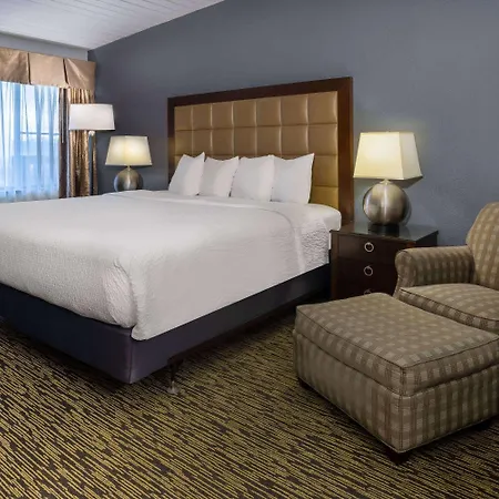 Travelodge By Wyndham Appleton-3