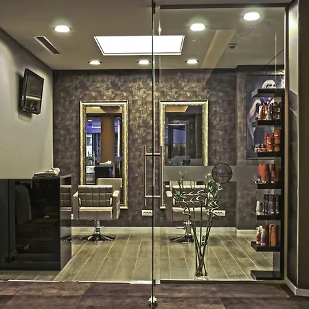 Ramada By Wyndham Bucharest Parc Hotel-3