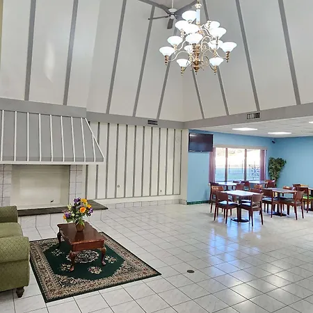 Days Inn By Wyndham Berlin Meriden-3