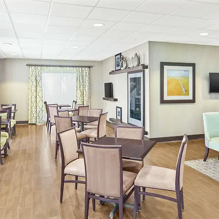Hampton Inn Thomasville-3