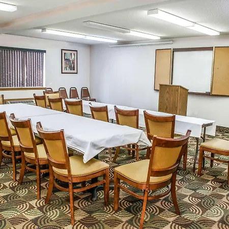 Quality Inn & Suites Lebanon I-65-2