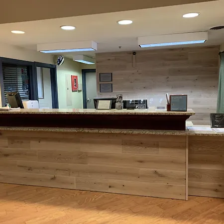 Country Inn & Suites By Radisson, Kearney, Ne-2