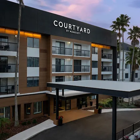 Courtyard By Marriott Orlando East/Ucf Area-3