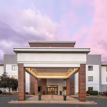 La Quinta By Wyndham Kokomo-2