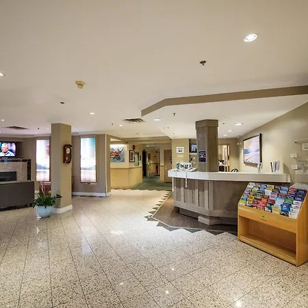 Harrison Lake Hotel-3