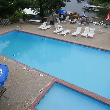 Inn At Grand Glaize-2