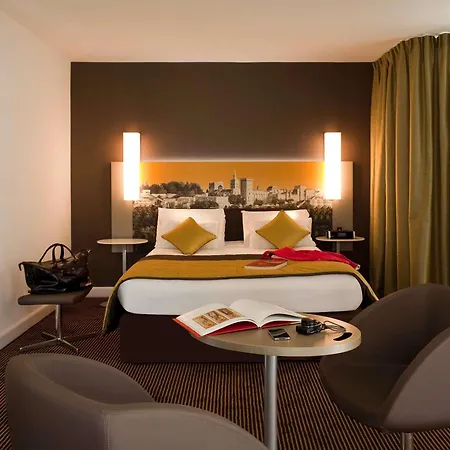 Mercure Avignon Centre Palais des Papes-3