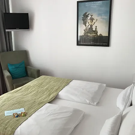 Hotel Nymphenburg City - Muenchen-3