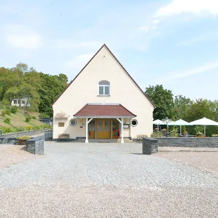 Land- und Golfhotel Alte Fliegerschule-2