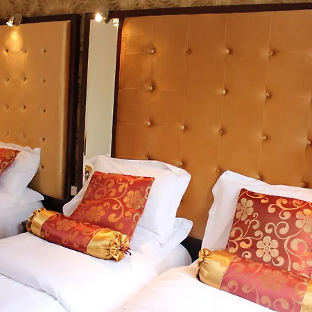 Hotel Des Buttes Chaumont-2