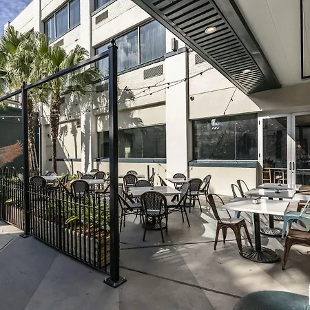 St Charles Coach House, An Ascend Collection Hotel-2