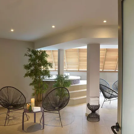 Best Western Les Bains Hotel et SPA-3