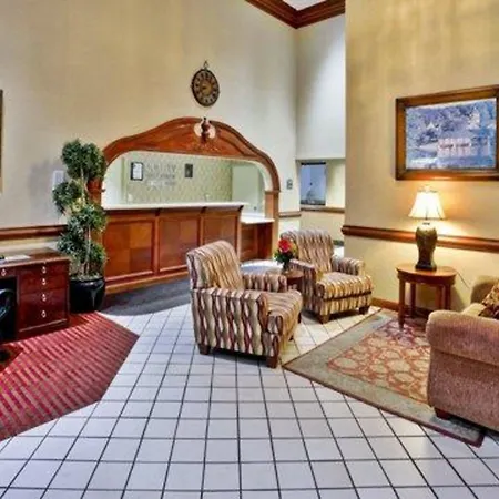 Quality Inn & Suites Somerset Downtown-3