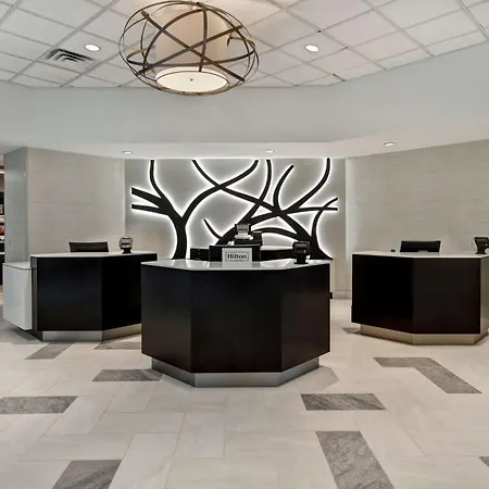 Embassy Suites Little Rock-2
