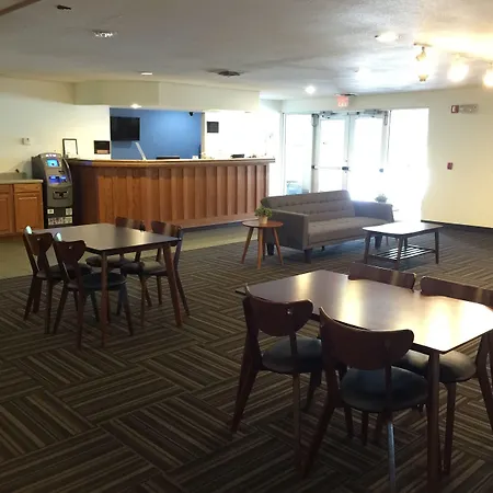 Sleep Inn & Suites Wisconsin Dells - Lake Delton-2