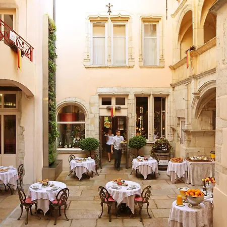 Hotel Le Cep & Spa-3