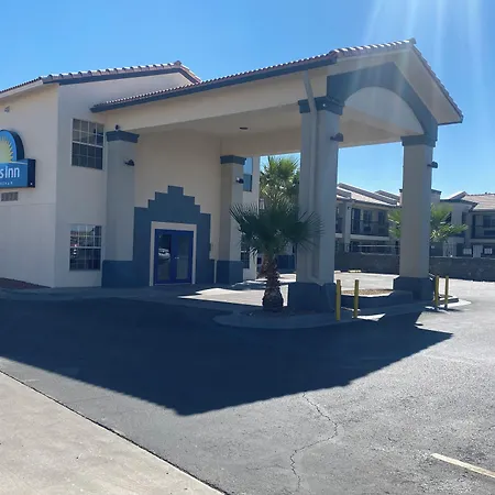 Days Inn By Wyndham El Paso West-2