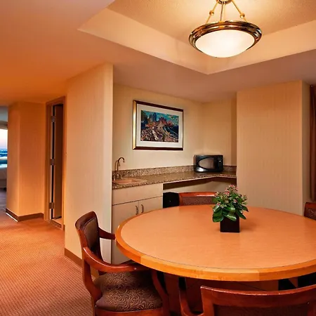 Sheraton Atlantic City Convention Center Hotel-3