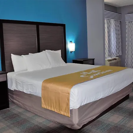 Days Inn By Wyndham Montgomery-2
