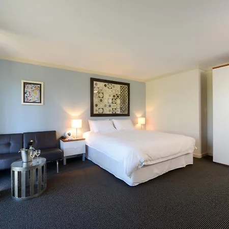 Sullivans Hotel-2
