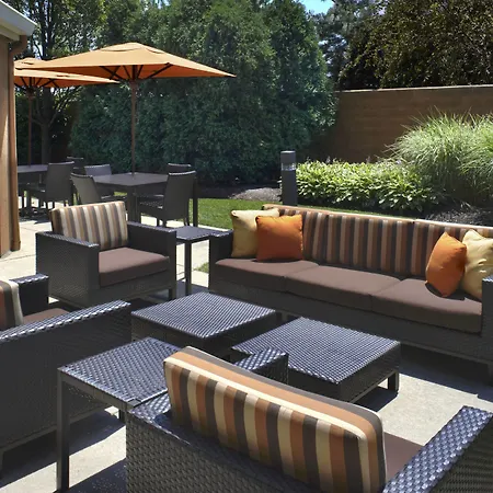Courtyard Toledo Rossford/Perrysburg-3
