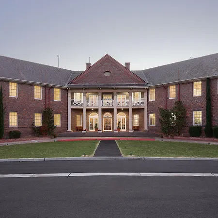 Brassey Hotel-3
