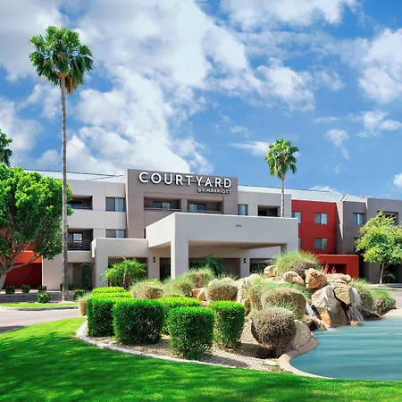 Courtyard Scottsdale North-3