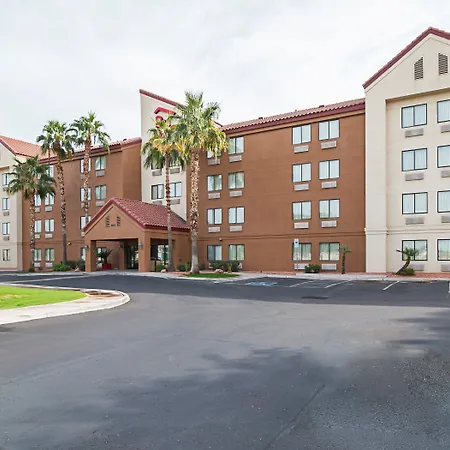 Red Roof Inn Plus + Phoenix West-2