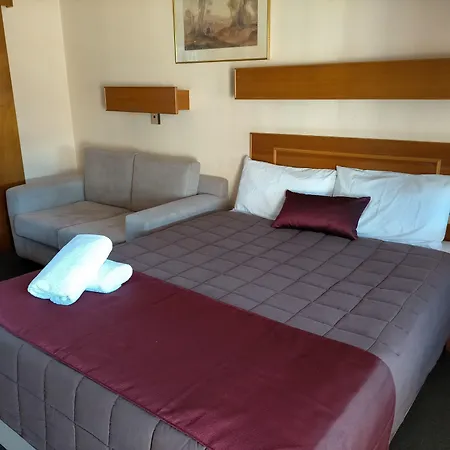 Country Motor Inn-2