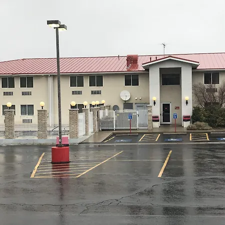 Americas Best Value Inn Cedar City-2