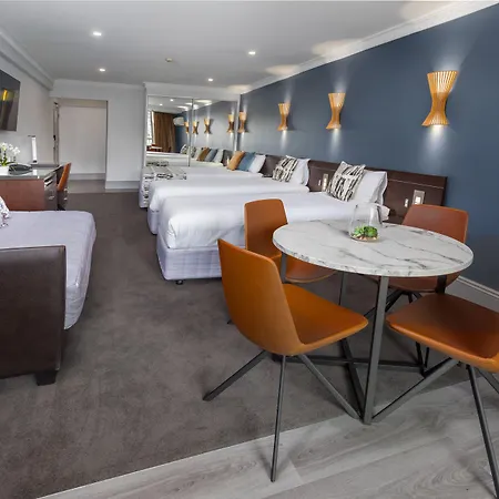 Hyde Park Inn-2