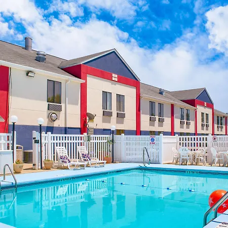 Hometown Inn Thomasville-3