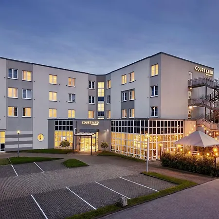 Courtyard By Marriott Dortmund-2
