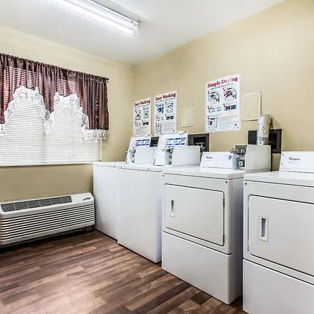 Mainstay Suites Greenville Airport-2