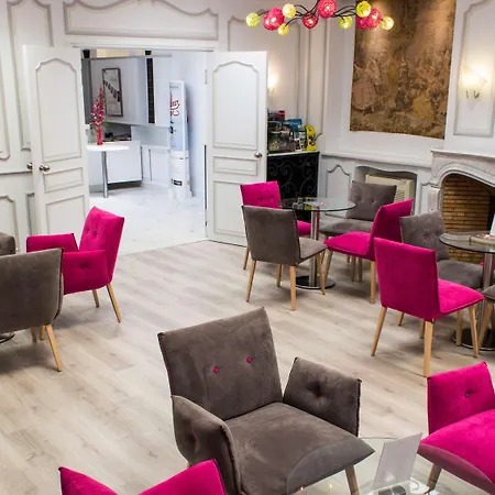 Kyriad Hotel Tours Centre-3