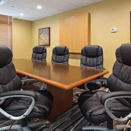 Best Western Plus Birmingham Inn & Suites-3