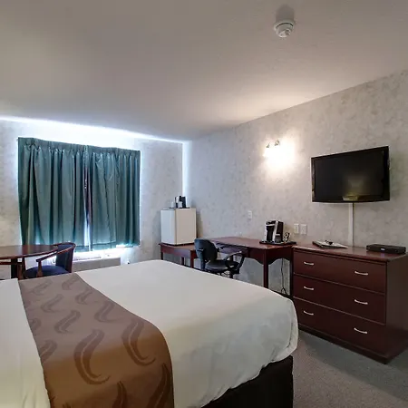 Ramada By Wyndham Nisku Edmonton Airport-2