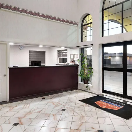 Ramada Limited San Angelo-2