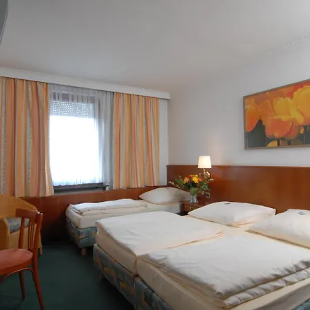 Hotel Amba-2