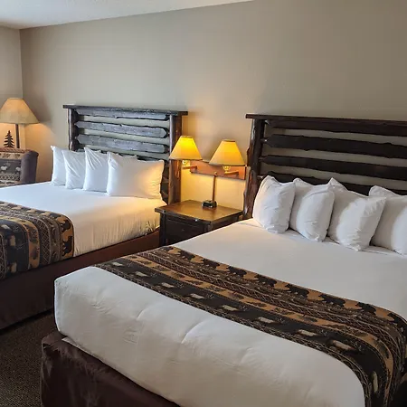 Clubhouse Inn-3