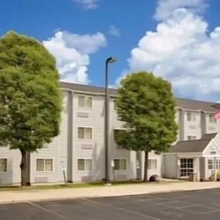 Microtel Inn & Suites By Wyndham Madison East-3