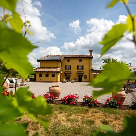 Al Pompiere - Wine And Rooms-3