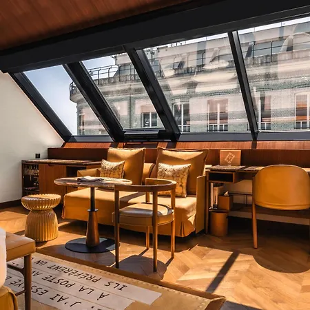 Hotel Madame Reve-3