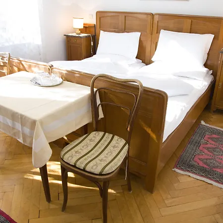 Hotel Villa Westend-2