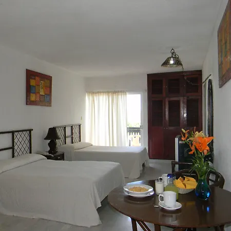 Hotel Imperial Laguna Faranda Cancun-3